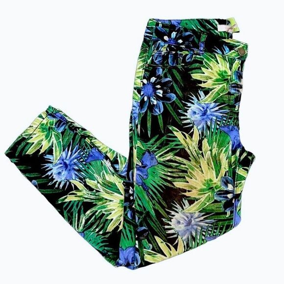 Chico’s Size 0.5 Tropical Jungle Cropped Button Zip Fly Pants Lightweight Summer - Picture 1 of 6